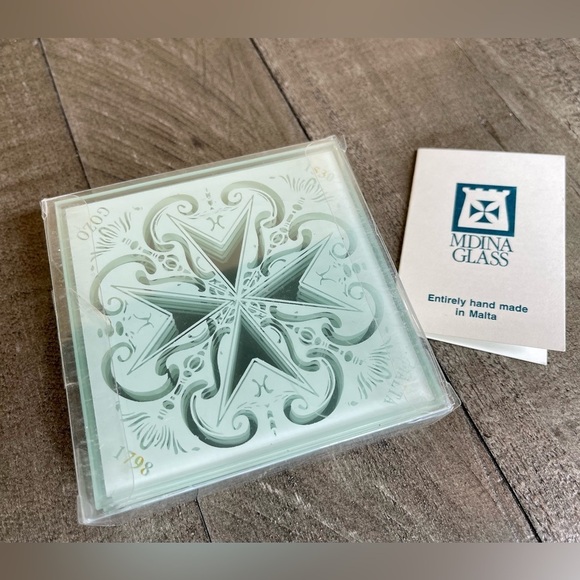 New! Mdina Glass Coasters Swirl Floral Malta Glass Studio Art Light Blue Clear - Picture 2 of 2